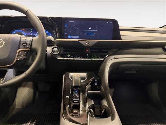 2026 Toyota Crown Platinum