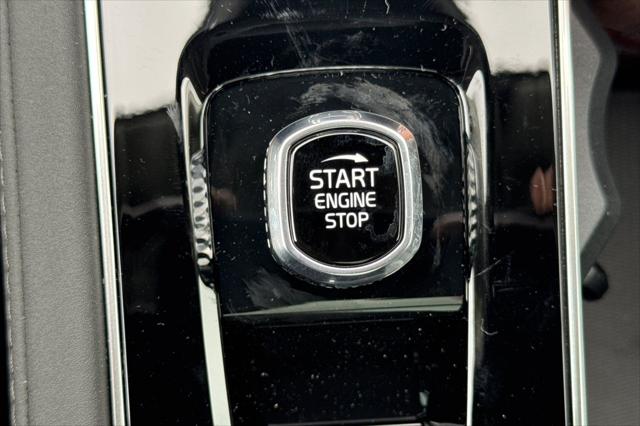 2026 Volvo XC90 Plug-In Hybrid Ultra, T8 AWD, Electric/Gasoline, Bright, 7 Seats