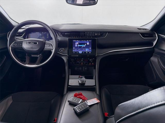 2024 Jeep Grand Cherokee L Altitude X 4x4