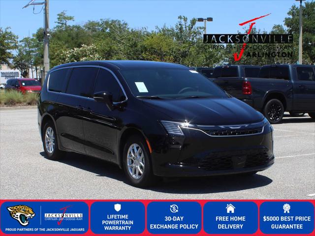 2027 Chrysler Pacifica Select for sale in Jacksonville, FL
