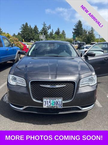 2023 Chrysler 300 Touring