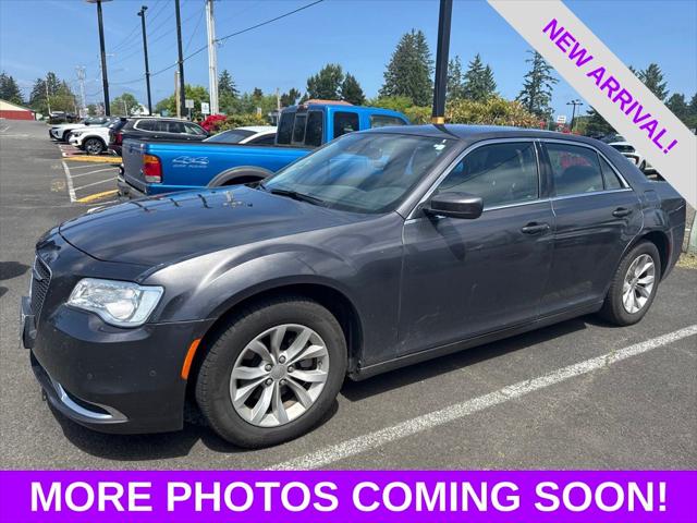 2023 Chrysler 300 Touring