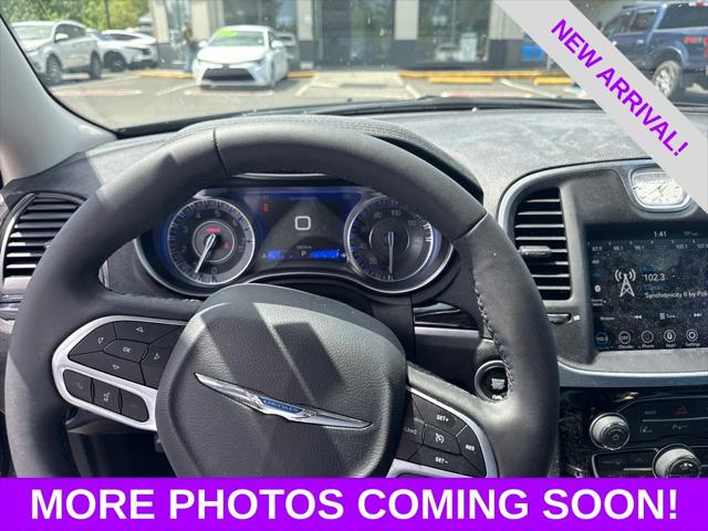 2023 Chrysler 300 Touring