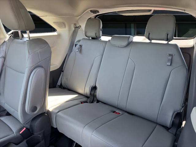 2022 Toyota Sienna XLE