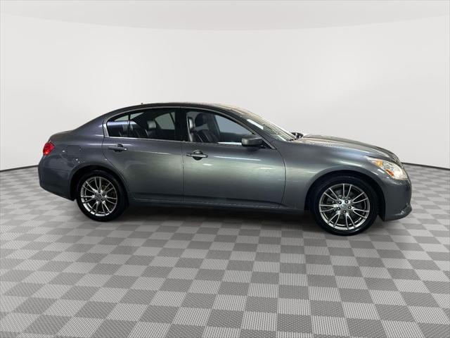 2013 INFINITI G37 X