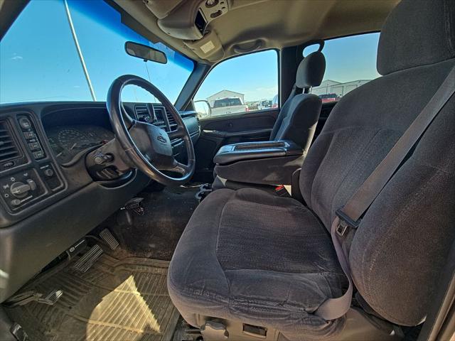2002 Chevrolet Silverado 1500HD LS