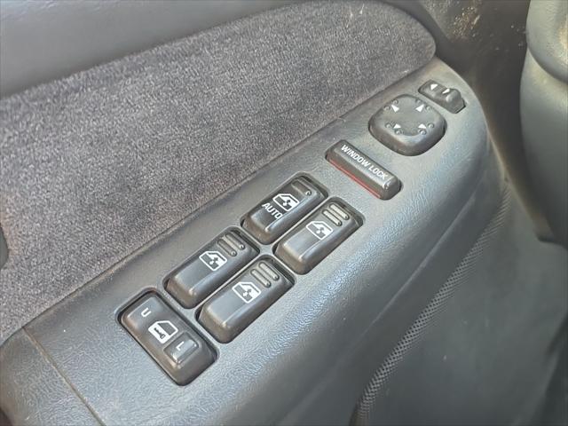 2002 Chevrolet Silverado 1500HD LS