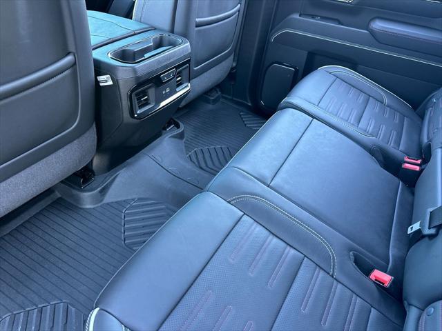2024 GMC Sierra 2500HD 4WD Crew Cab Standard Bed AT4X