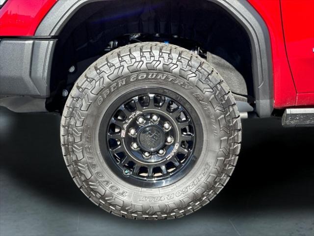 2024 GMC Sierra 2500HD 4WD Crew Cab Standard Bed AT4X