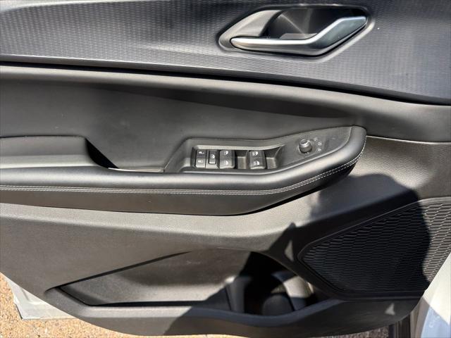 2023 Jeep Grand Cherokee L Laredo 4x2