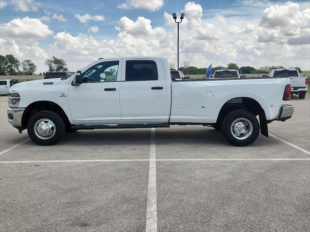 2026 Ram 3500 Tradesman Crew Cab 4x4 8' Box