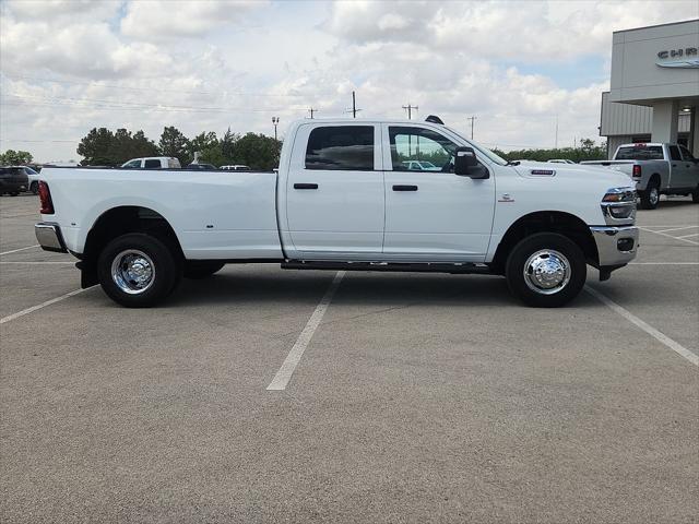 2026 Ram 3500 Tradesman Crew Cab 4x4 8' Box