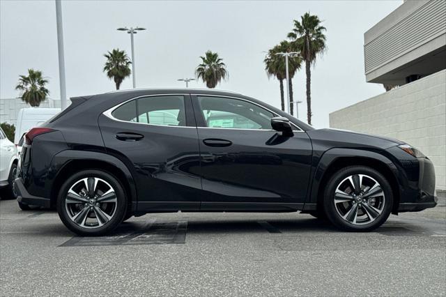 2024 Lexus UX 250h Premium