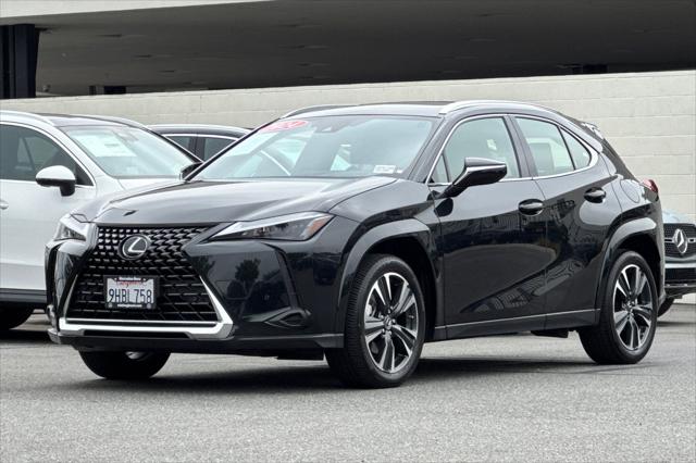 2024 Lexus UX 250h Premium