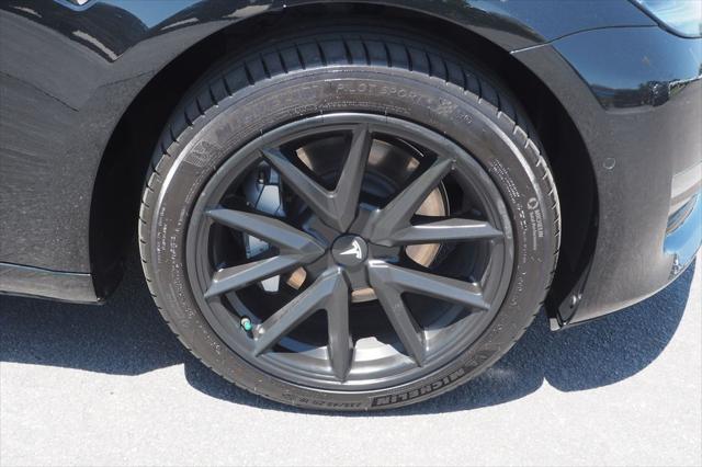 2019 Tesla Model 3 Mid Range