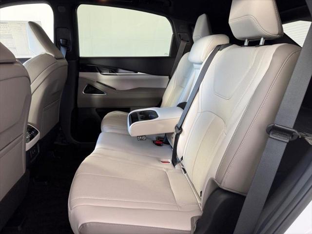 2027 INFINITI X6 SPORT
