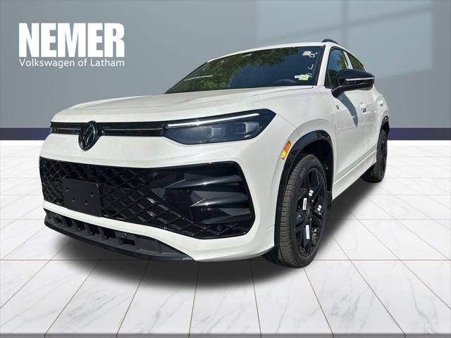 2026 Volkswagen Tiguan SE R-Line Black for sale in Latham, NY