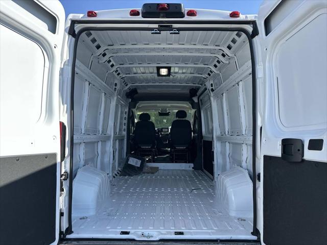 2026 Ram ProMaster 2500 Cargo Van Tradesman High Roof 159" WB w/Pass Seat