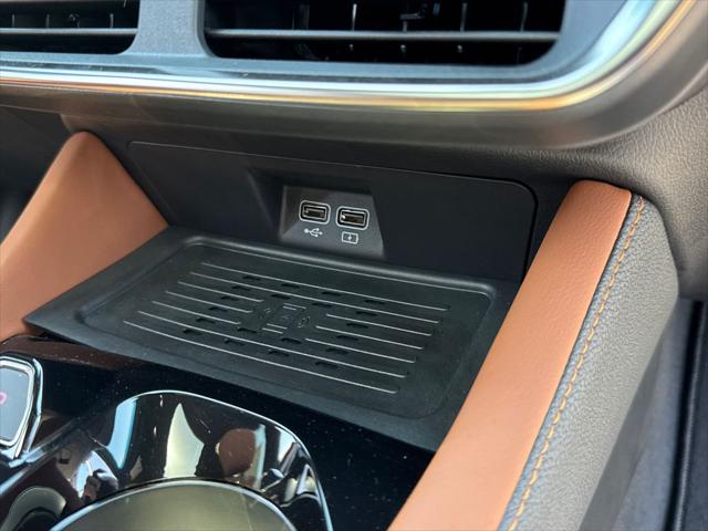 2025 INFINITI VF 8 Plus