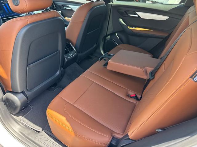 2025 INFINITI VF 8 Plus