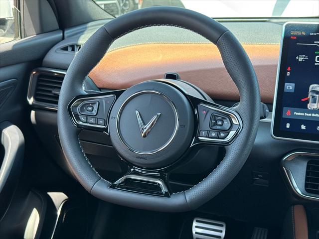2025 INFINITI VF 8 Plus