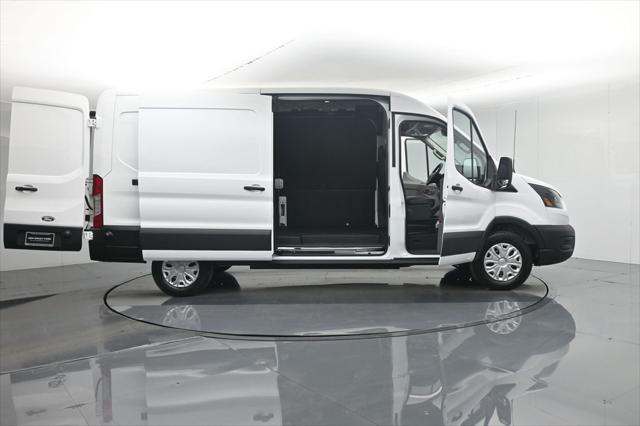 2026 Ford E-Transit-350 Cargo Base
