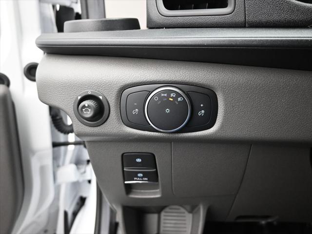 2026 Ford E-Transit-350 Cargo Base