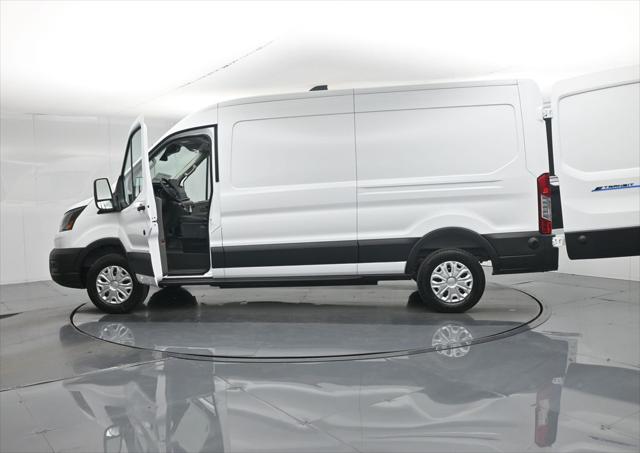 2026 Ford E-Transit-350 Cargo Base