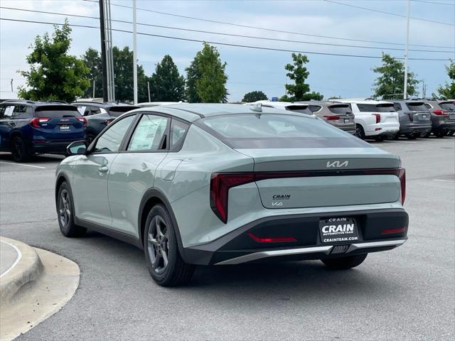 2026 Kia K4 LXS