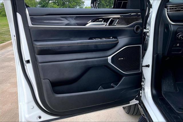2024 Jeep Wagoneer Series I 4x2