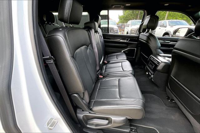 2024 Jeep Wagoneer Series I 4x2
