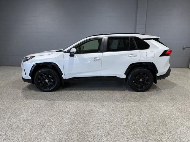 2023 Toyota RAV4 Hybrid SE