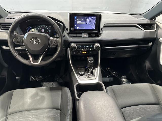 2023 Toyota RAV4 Hybrid SE