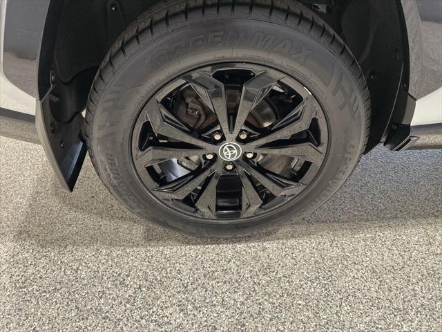 2023 Toyota RAV4 Hybrid SE