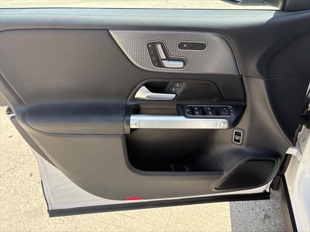 2023 Mercedes-Benz EQB 300 4MATIC