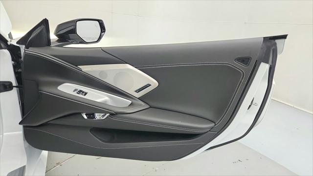 2026 Chevrolet Corvette Stingray Convertible, 2LT, RWD