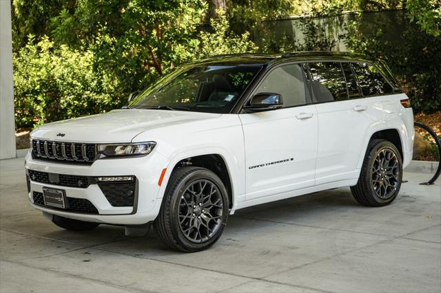 2026 Jeep Grand Cherokee Summit 4x4