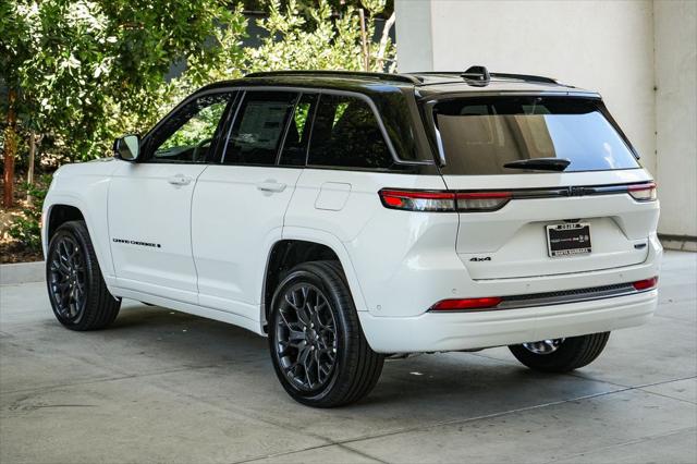 2026 Jeep Grand Cherokee Summit 4x4