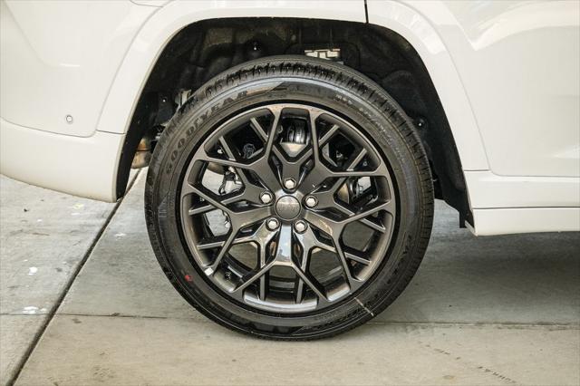 2026 Jeep Grand Cherokee Summit 4x4