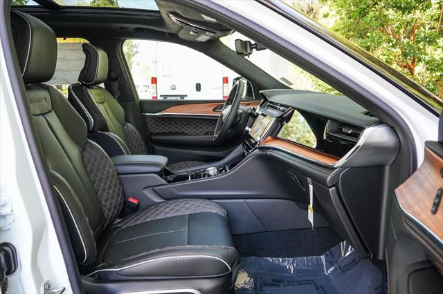 2026 Jeep Grand Cherokee Summit 4x4