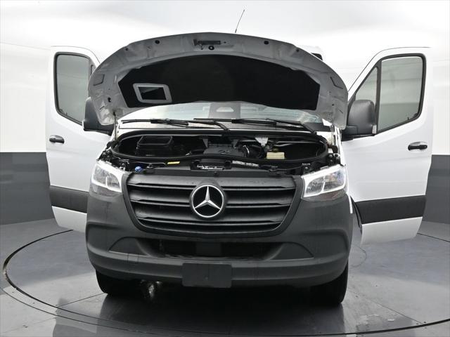 2025 Mercedes-Benz Sprinter 2500 Standard Roof 4-Cyl Diesel