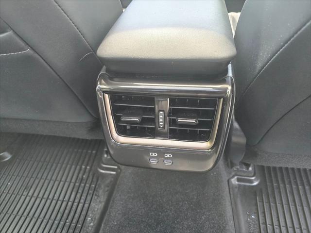 2025 Toyota Crown Platinum
