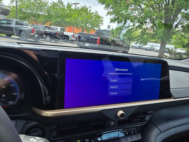 2025 Toyota Crown Platinum