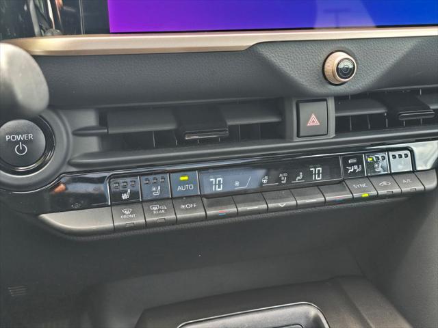 2025 Toyota Crown Platinum