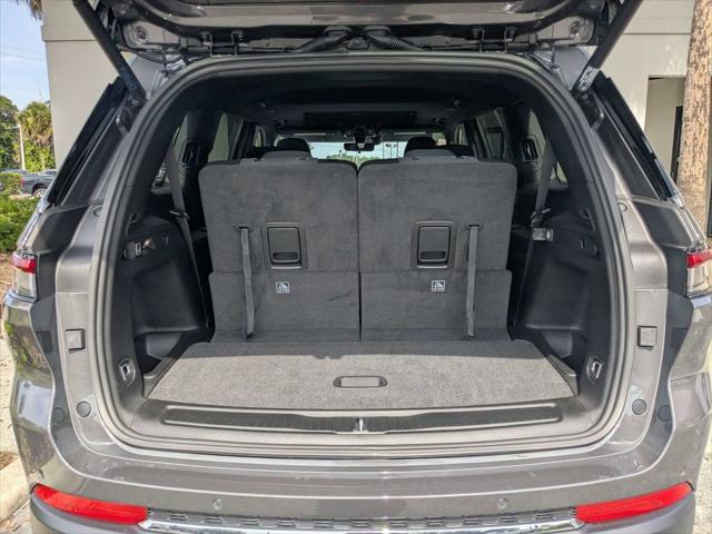 2026 Jeep Grand Cherokee L Altitude 4x2