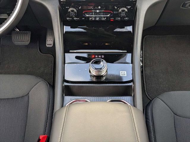 2026 Jeep Grand Cherokee L Altitude 4x2