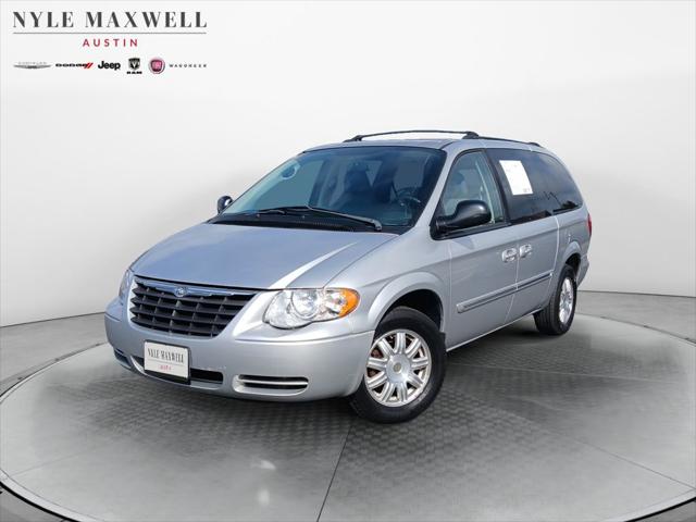 2005 Chrysler Town & Country Touring for sale in Austin, TX