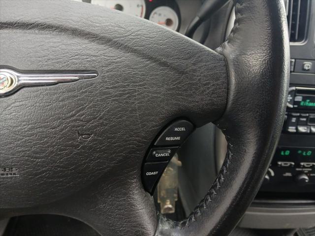 2005 Chrysler Town & Country Touring