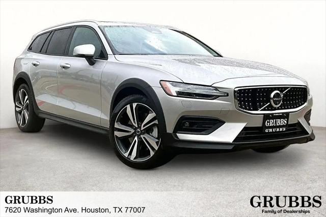 2025 Volvo V60 Cross Country Plus, B5 AWD Gas (mild hybrid) for sale in Houston, TX
