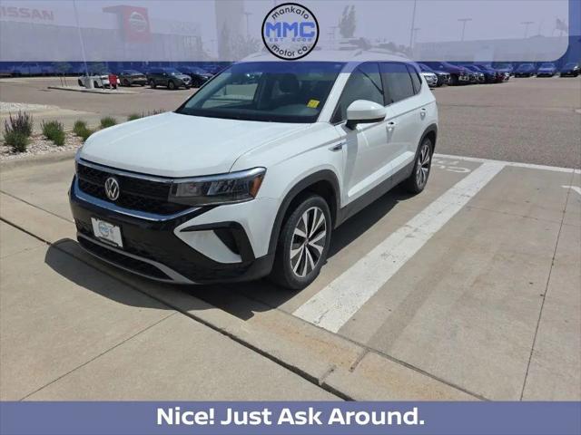 2022 Volkswagen Taos 1.5T SE for sale in Mankato, MN